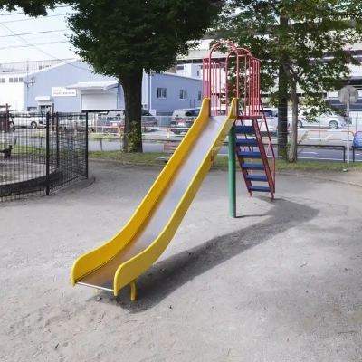 足立富士見公園の滑り台
