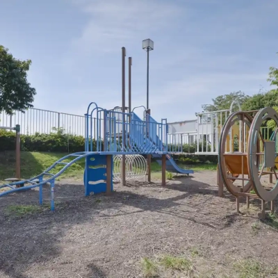 都市農業公園のコンビネーション遊具