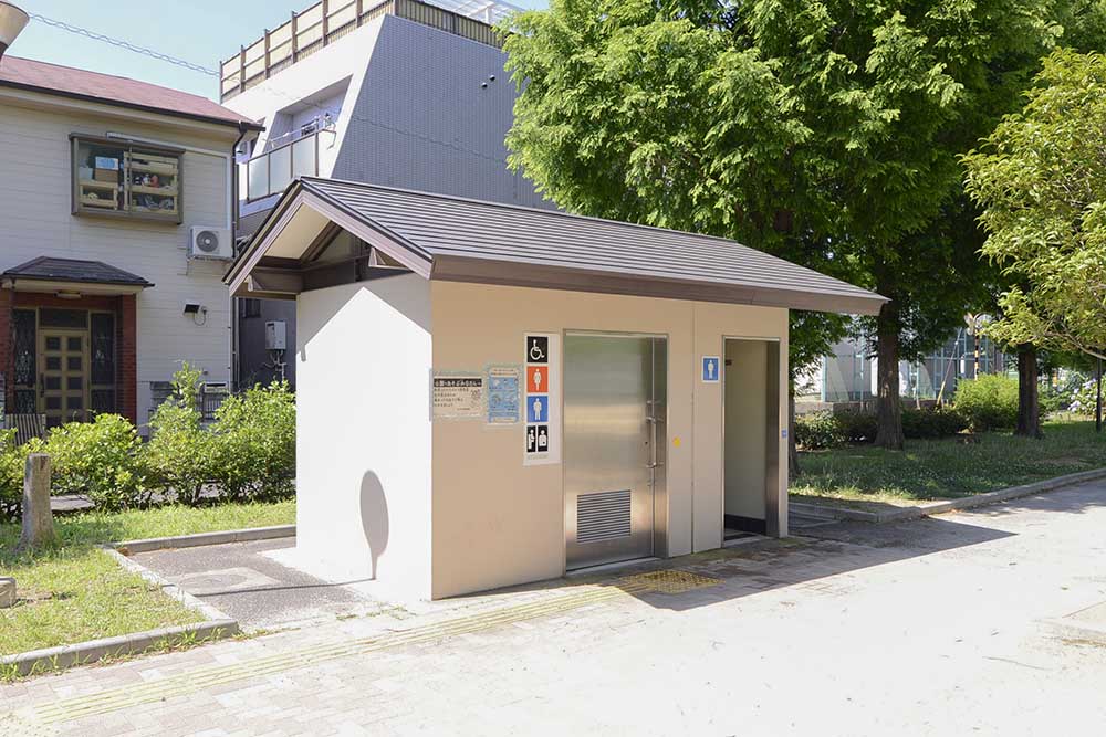 aoi-toilet-1 トイレ(青井公園)