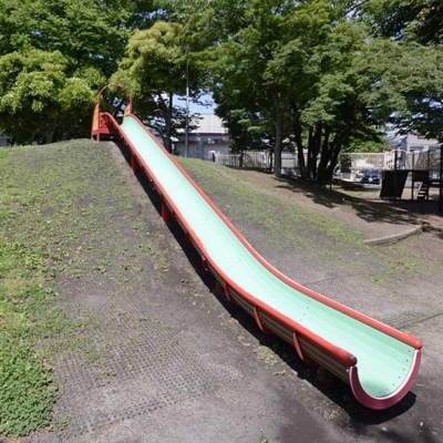 滑り台（青和コミュニティ公園）