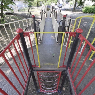 コンビネーション遊具（青和コミュニティ公園）