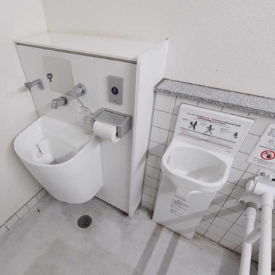 トイレ（青和コミュニティ公園）