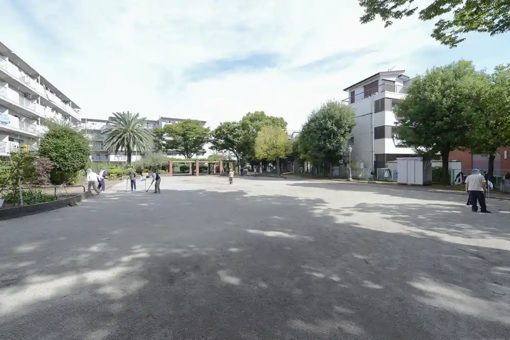 多目的広場（ベルモント公園）