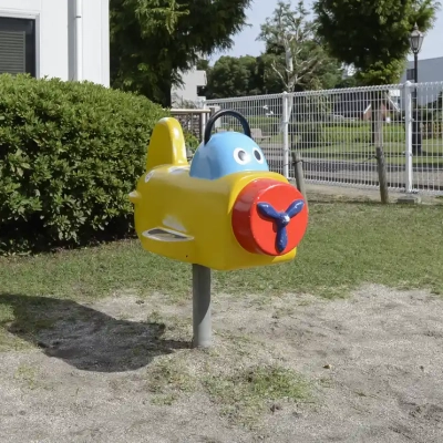 ロッキング遊具（ベルモント公園）