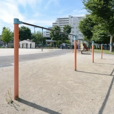 gotyouda-playground-equipment-6 鉄棒(五丁田公園)