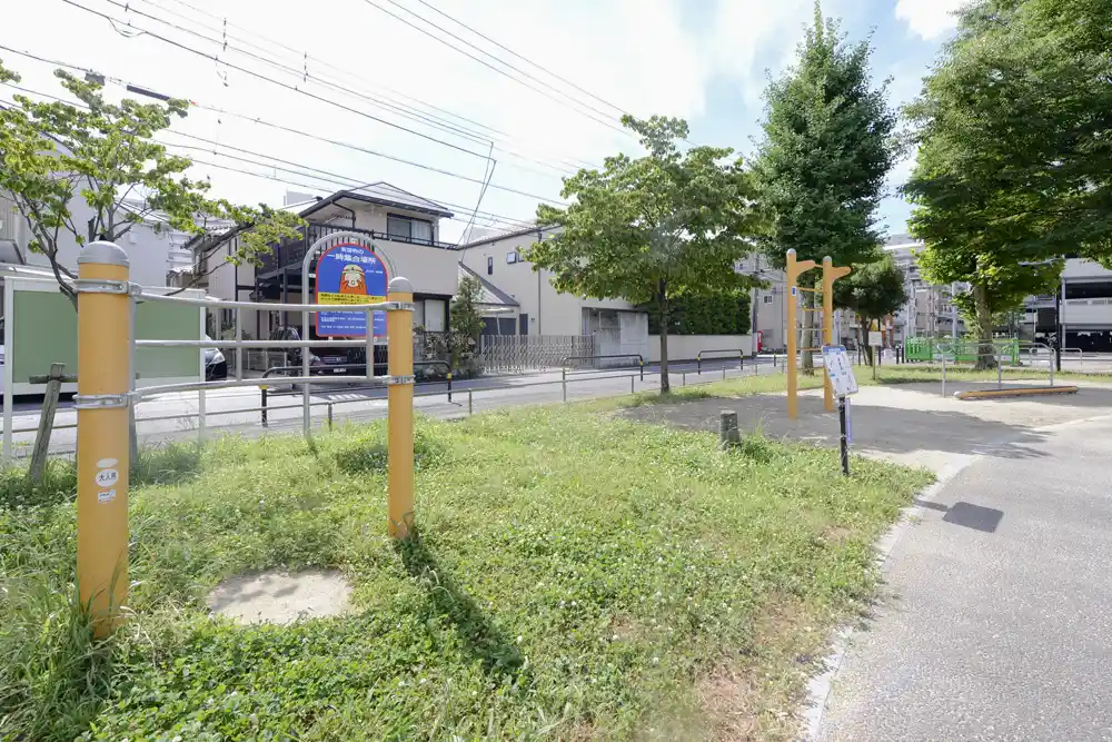 gotyouda-training-6 健康器具コーナー(五丁田公園)