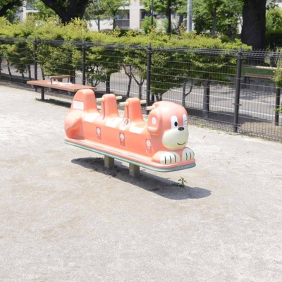 ロッキング遊具（花畑公園）