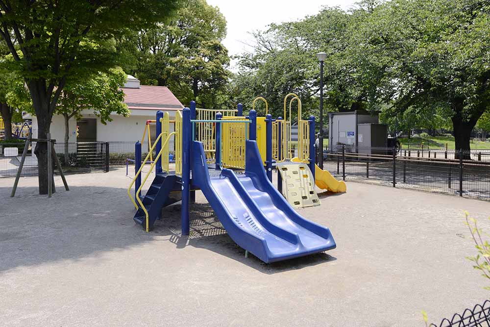 コンビネーション遊具（花畑公園）