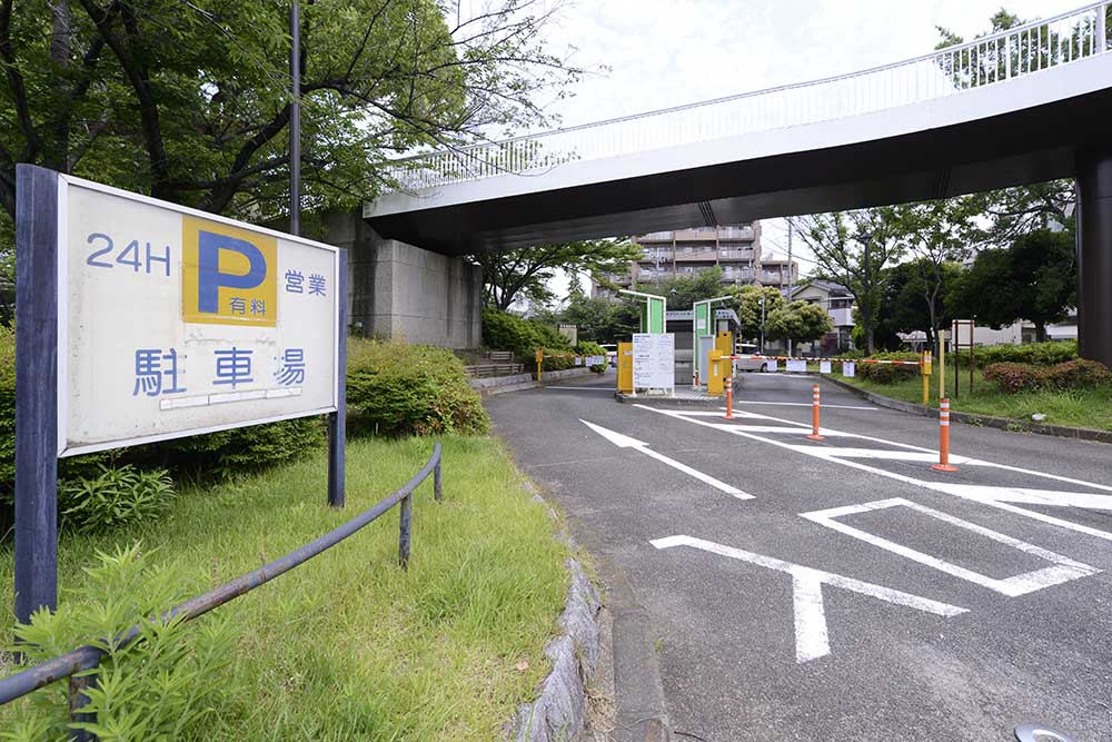 駐車場（東綾瀬公園）