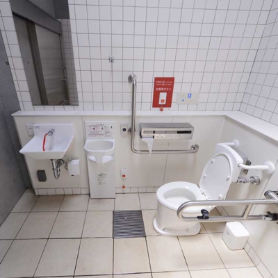 A地区トイレ（東綾瀬公園）