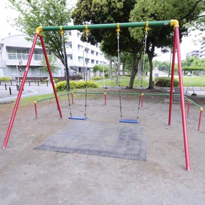 ブランコ（東綾瀬公園）