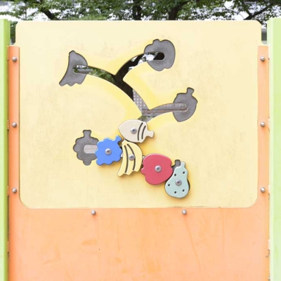 知育遊具（東綾瀬公園）