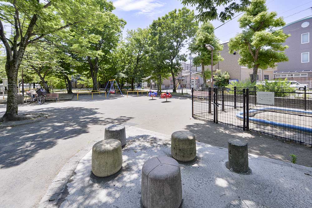 幼児の遊び場（一ツ家第一公園）