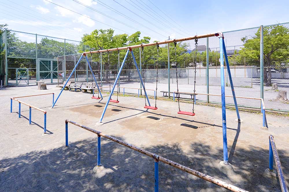 hitotsuya1-playground-equipment-7 ブランコ(一ツ家第一公園)