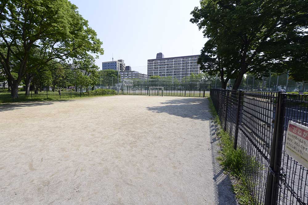 hokima-ball-1 ボール遊びコーナー(保木間公園)