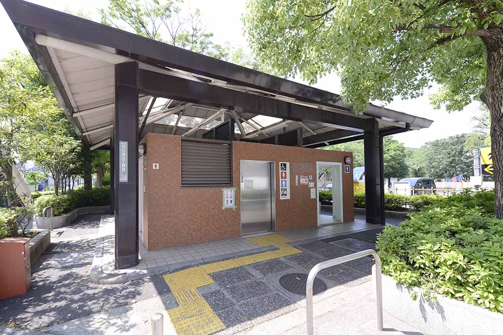 トイレ（保木間公園）