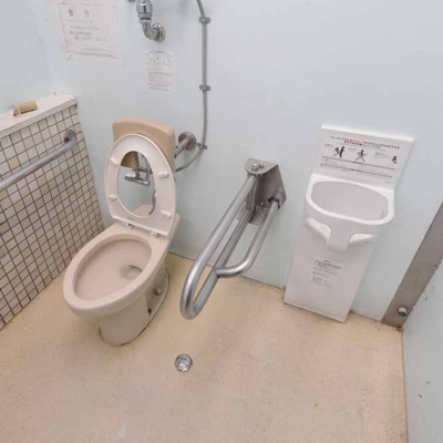 トイレ（保木間公園）