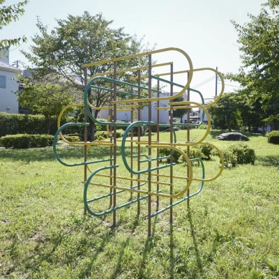 伊興四丁目公園のジャングルジム