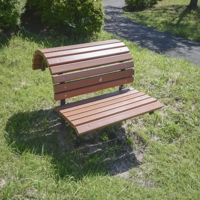 伊興四丁目公園の背伸ばしベンチ