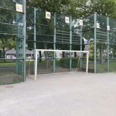入谷中央公園グラウンドにあるサッカーゴール
