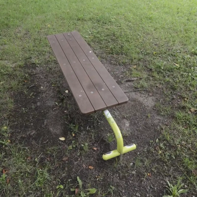 入谷中央公園の腹筋ベンチ