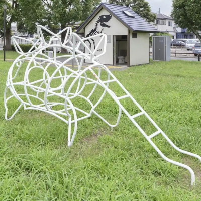 iriyanakagou-south-playground-equipment-4 入谷中郷南恐竜公園の恐竜のジャングルジム