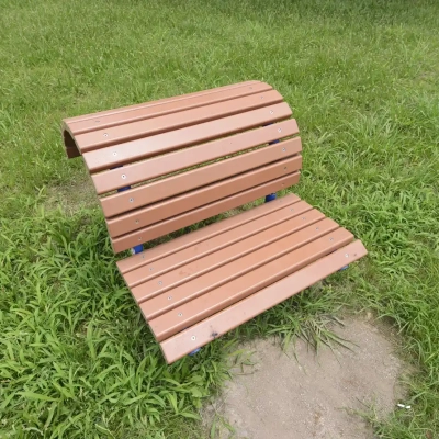 iriyanakagou-south-training-1 入谷中郷南恐竜公園の背伸ばしベンチ