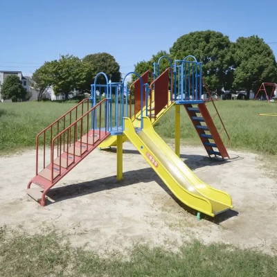 入谷鶴巻ゆうぐ公園にある滑り台