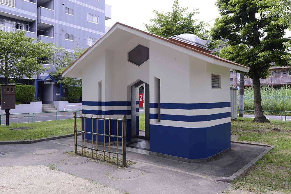 トイレ（石塚公園）