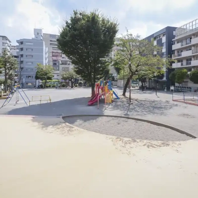 亀有公園にある大きな滑り台