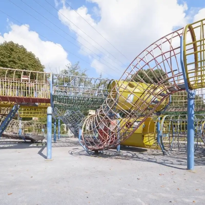 kamichibasunahara-playground-equipment-3 上千葉砂原公園の大型遊具「メビウスの輪」