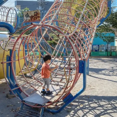 kamichibasunahara-playground-equipment-8 上千葉砂原公園の大型遊具「メビウスの輪」