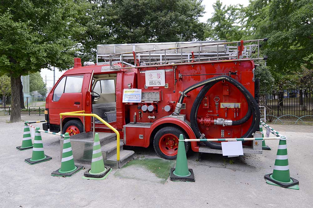 試乗できる消防車（北鹿浜公園）