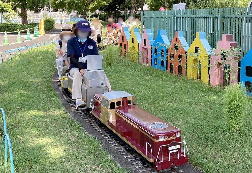 ミニ列車（北鹿浜公園）