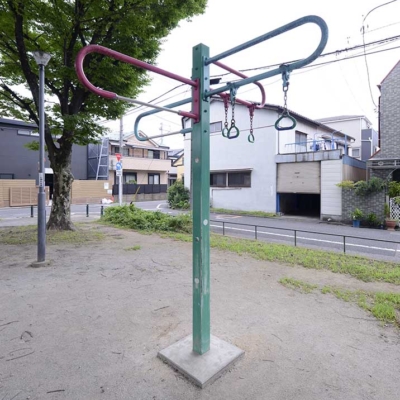 ぶら下がり器具（北鹿浜公園）