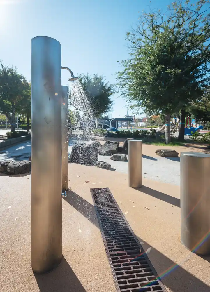 kosugehigashi-jabujabu-2 小菅東スポーツ公園にある水遊び場