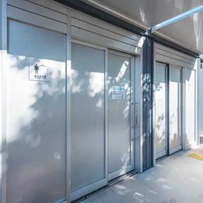 小菅東スポーツ公園の更衣室