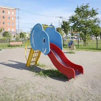 江北平成公園の幼児用滑り台