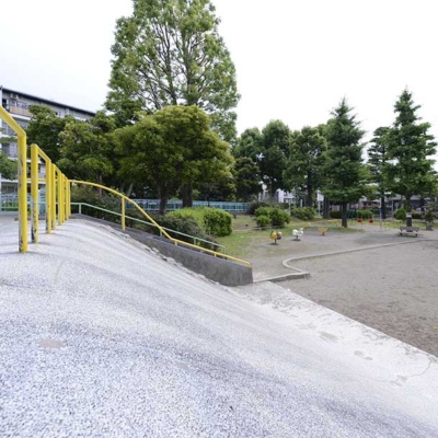 kuriroku-playground-equipment-10 大きな滑り台(栗六公園)