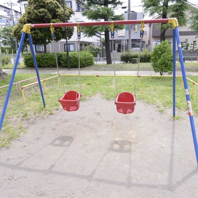 kuriroku-playground-equipment-3 幼児用ブランコ(栗六公園)