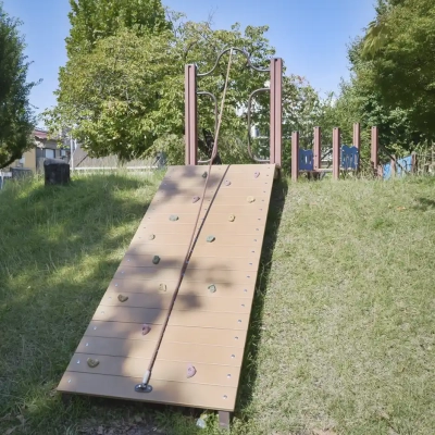 南宮城公園にあるアスレチック遊具