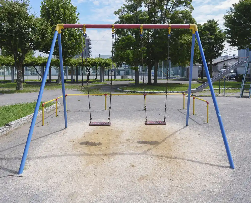 南椿公園のブランコ