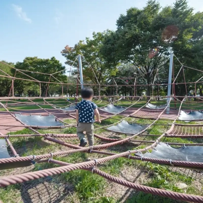 水元公園の雑木の丘エリアにあるロープジャングルジム