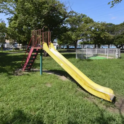西新井みどり公園の滑り台
