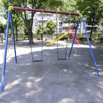 ブランコ（西保木間公園）