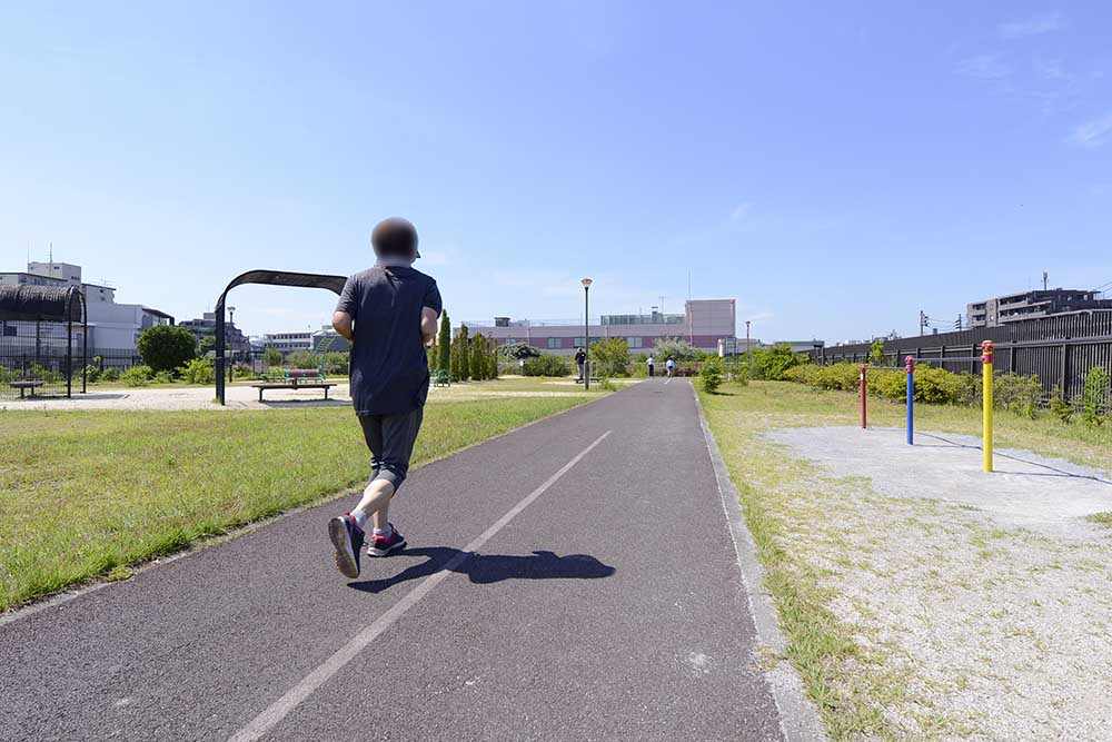 ウォーキングコース（中央本町三丁目のびのび広場）
