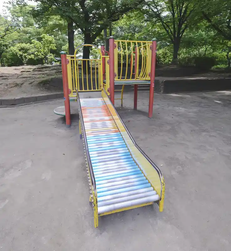 ooyata-playground-equipment-2 ローラー滑り台(大谷田公園)