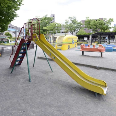 滑り台（大谷田南公園）
