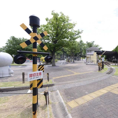 踏切（大谷田南公園）