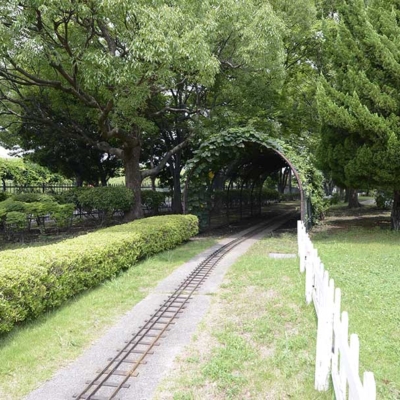 ミニ列車の線路（大谷田南公園）